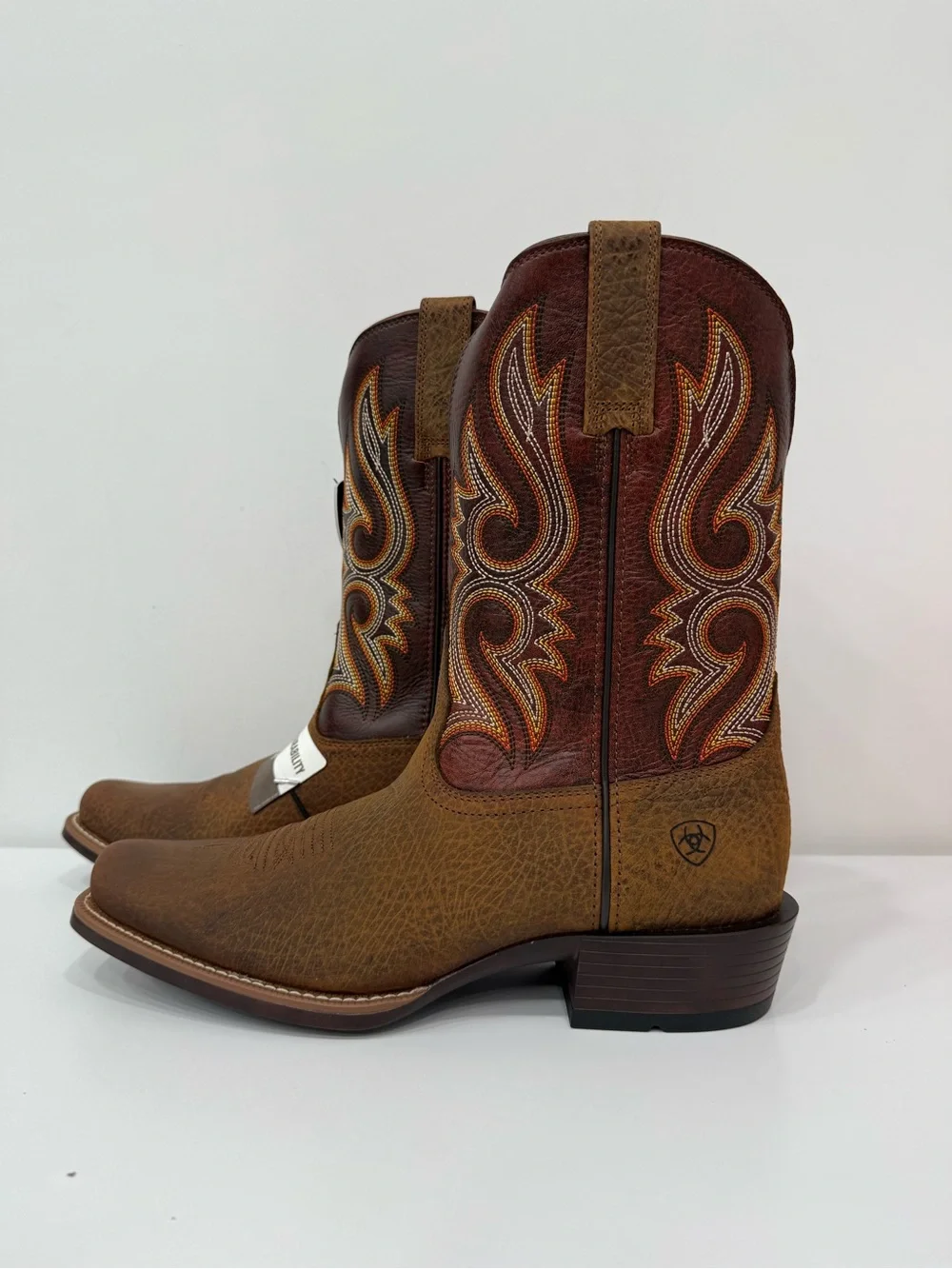 NEW Ariat Stonebrook Boots Western Cowboy Leather ATS Men Size 11 EE Wide